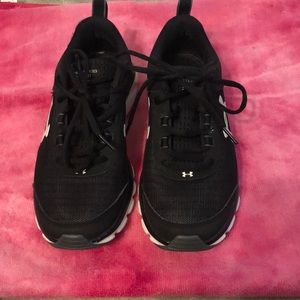 Under Armour Charged Assert Shoes